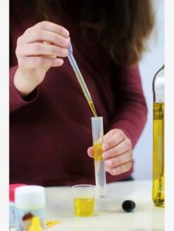 Chimie Sans Danger - 150 Expériences Buki Bleu - Buki -Enfants Jouets Magasin chimie sans danger 150 experiences buki 4