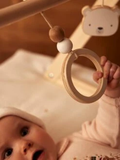 Portique D'éveil Base Triangle En Bois FSC® Beige - Vertbaudet 10 Portique D'éveil Base Triangle En Bois FSC® Beige - Vertbaudet -Enfants Jouets Magasin portique deveil base triangle en bois fsc 2